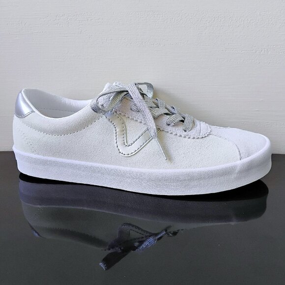 Vans Women's Sport Low Suede Sneaker in Amazing High Shine Grey / Blanc De - Picture 1 of 13